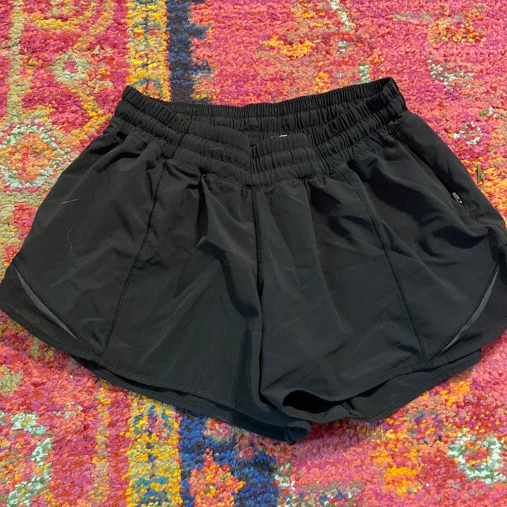 Lululemon hotty hot shorts